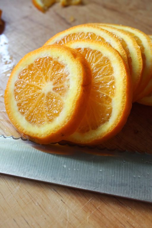 עוגת תפוזים הפוכה עם סולת ושמן זית