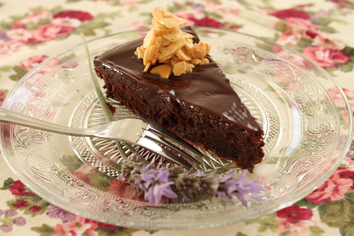 עוגת שוקולד - שקדים לפסח